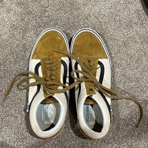mens size 11 vans barely worn